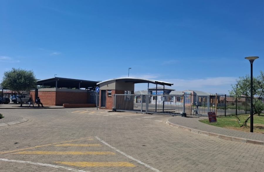 2 Bedroom Property for Sale in Raceway Free State